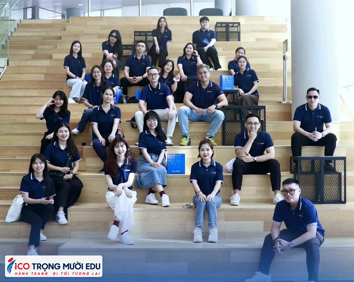 Hình ảnh lớp học và trung tâm Trọng Mười Edu/ICOEURO