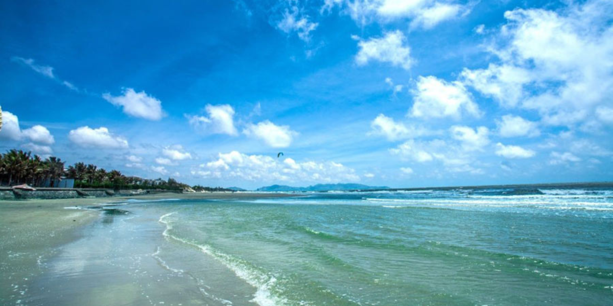 Vẻ đẹp hoang sơ, nước biển trong xanh