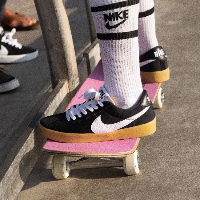 Giày trượt ván nike sb