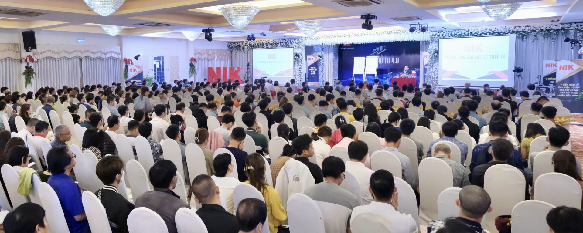 Toàn cảnh không khí sự kiện NIK