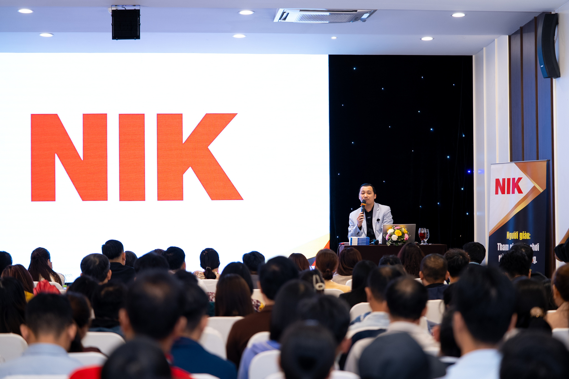 Không khí lớp học Trí Tuệ Đầu Tư 6.0 NIK