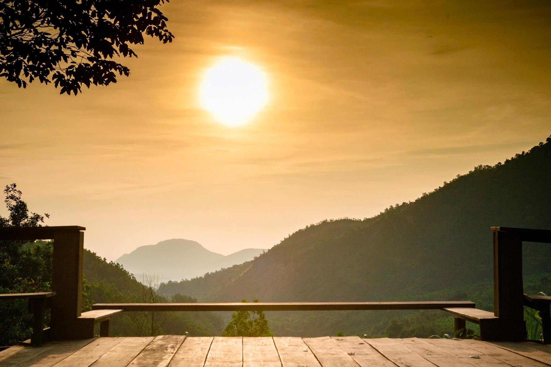 Peaceful Mountain Sunrise - Toom Sara