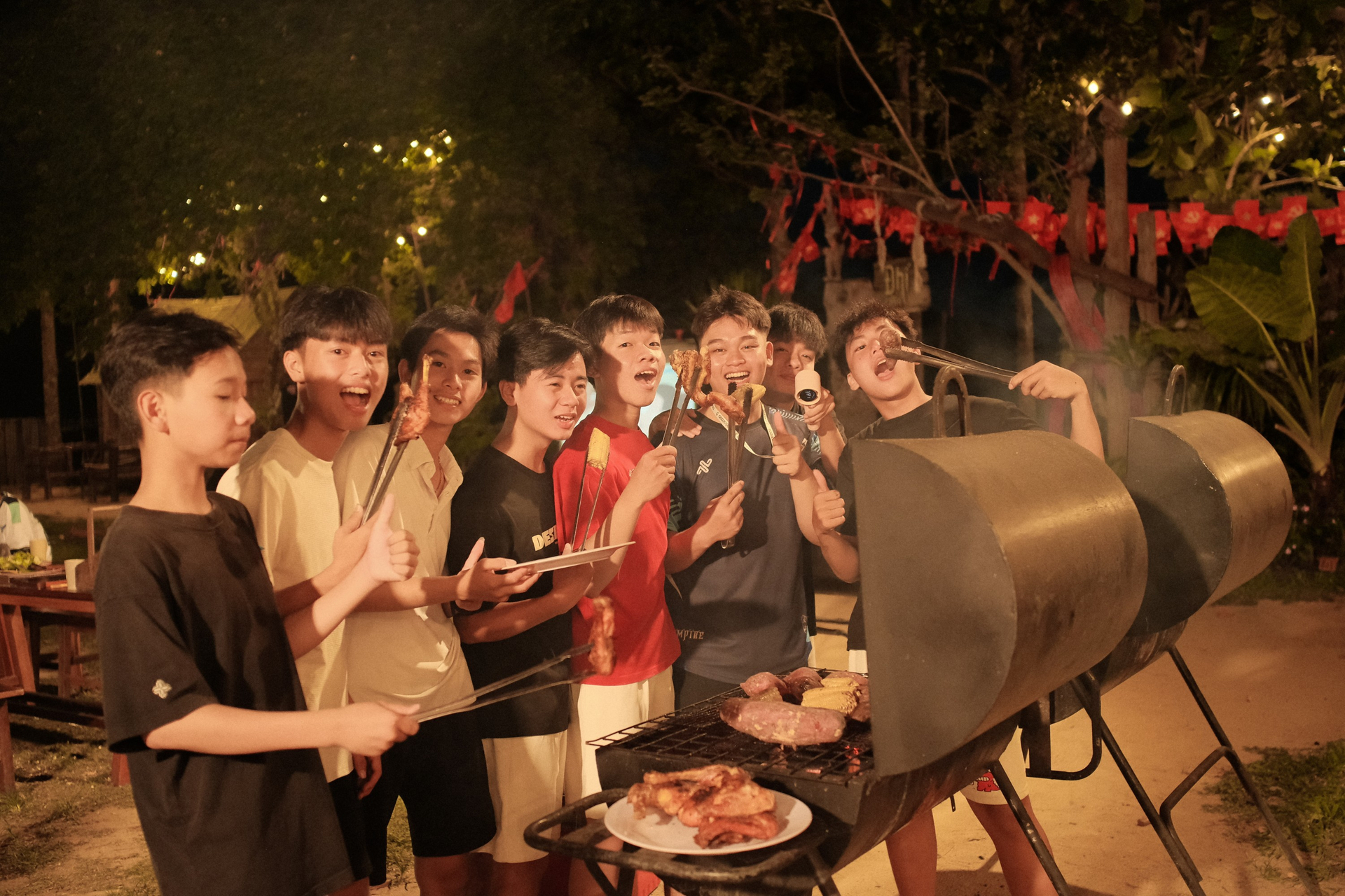 Toom Sara về đêm - chơi đêm tại Đà Nẵng Toom Sara về đêm - chơi đêm tại Đà Nẵng