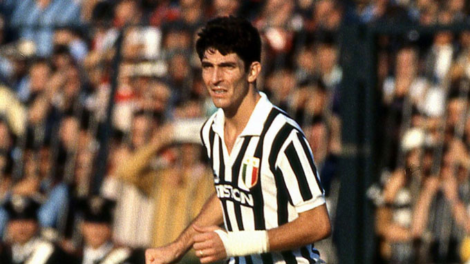 Paolo Rossi, 'Người Hùng Chuộc Lỗi Lạ Kỳ' Của Bóng Đá Italia: Hành Trình Từ Bóng Tối Đến Vinh Quang