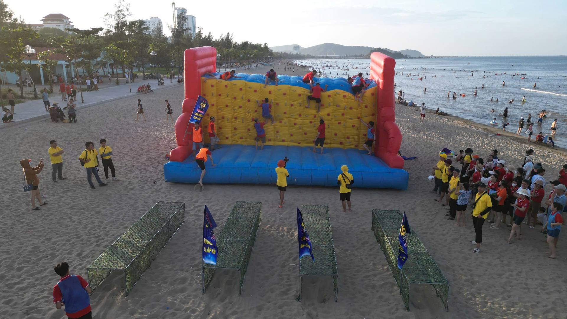 Sự kiện Teambuilding Cửa Lò