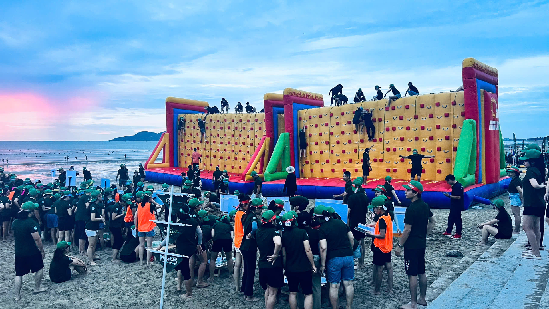 Sự kiện Teambuilding Cửa Lò