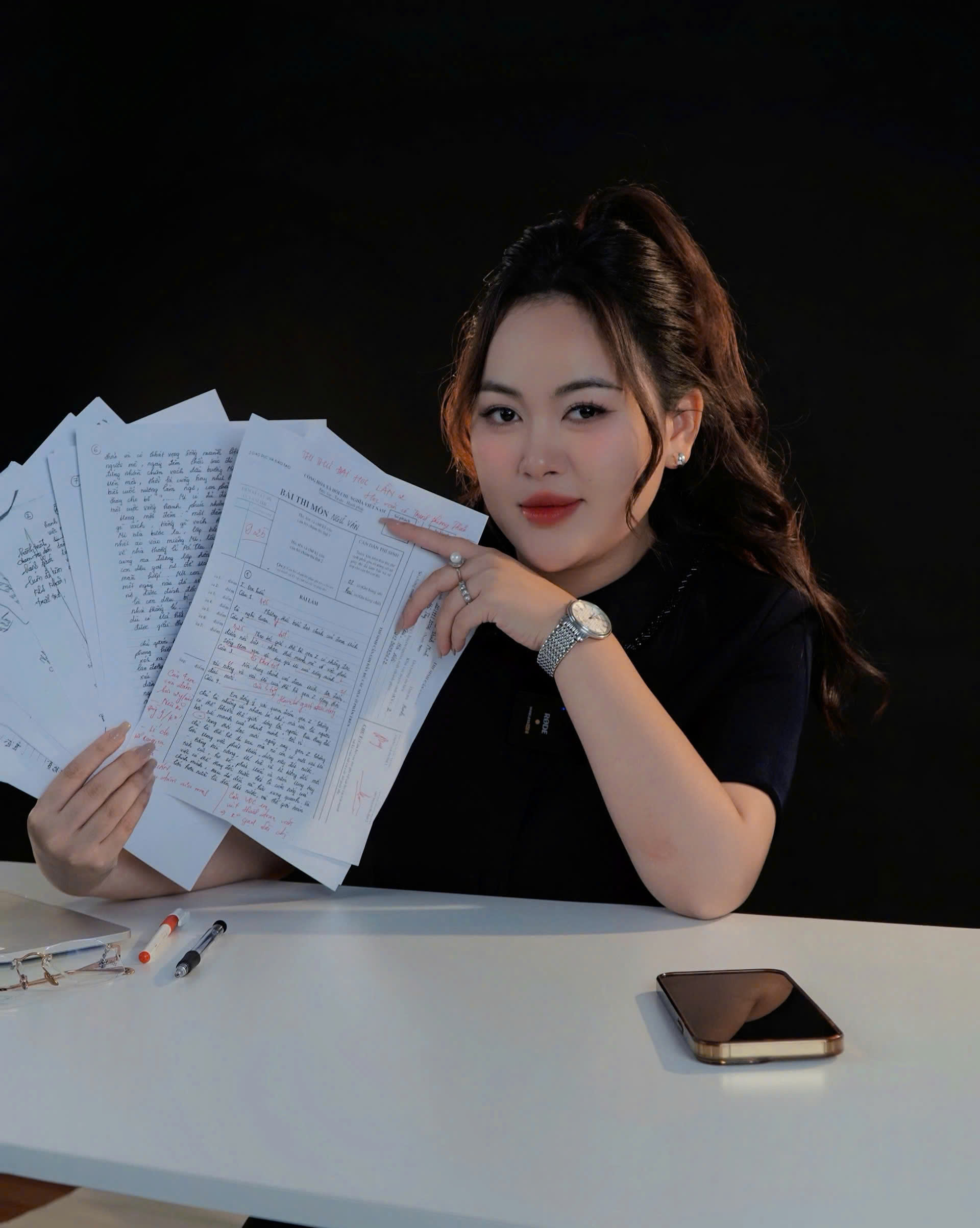 Cô Trịnh Phương Thảo