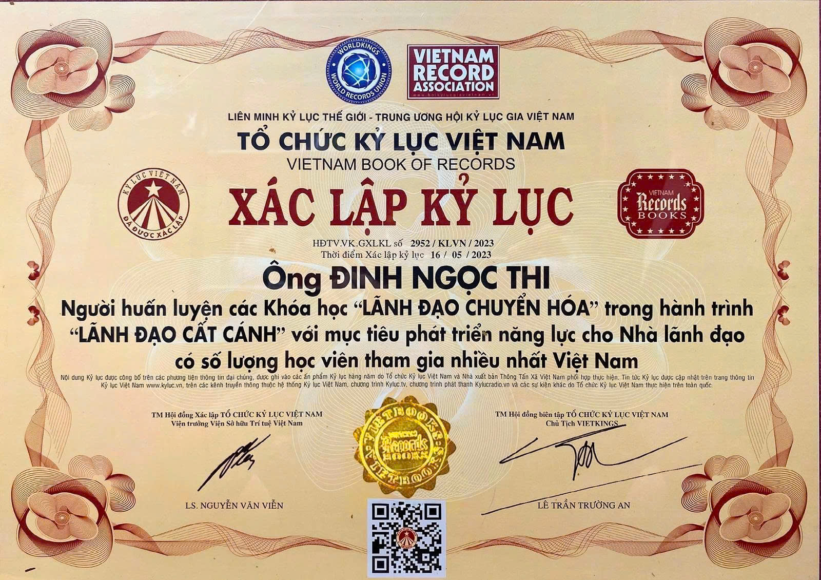 Bằng xác lập kỷ lục VietKings 1