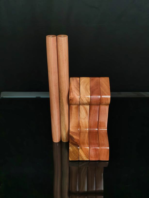 Parallettes gỗ đã lắp hoàn chỉnh