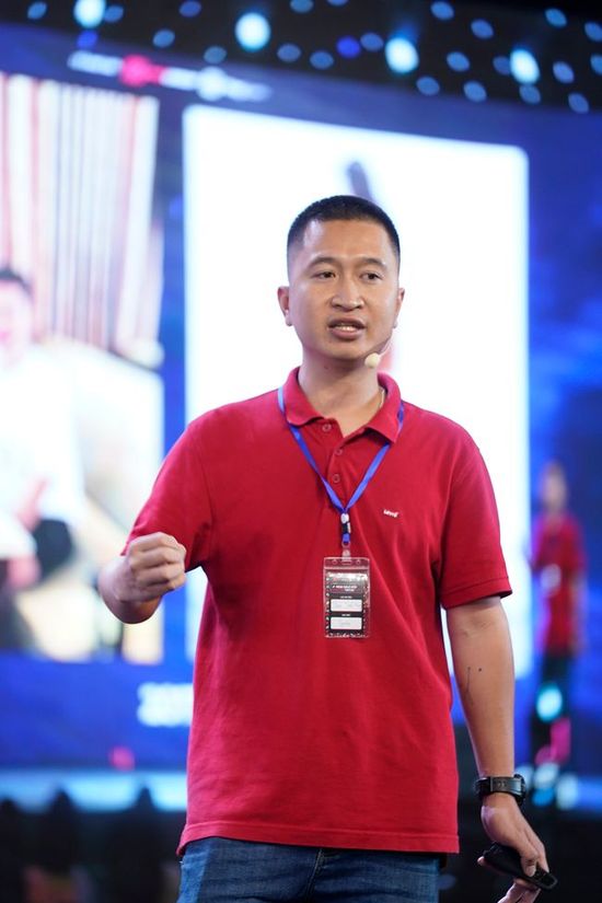Phạm Minh Hùng