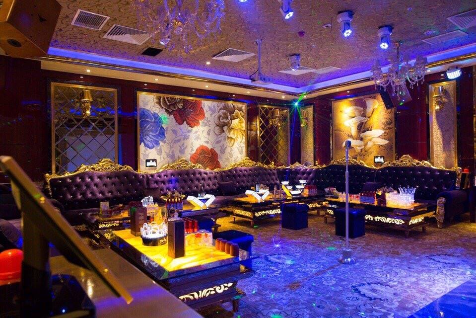 Karaoke Top One KTv 168 Ngọc Khánh