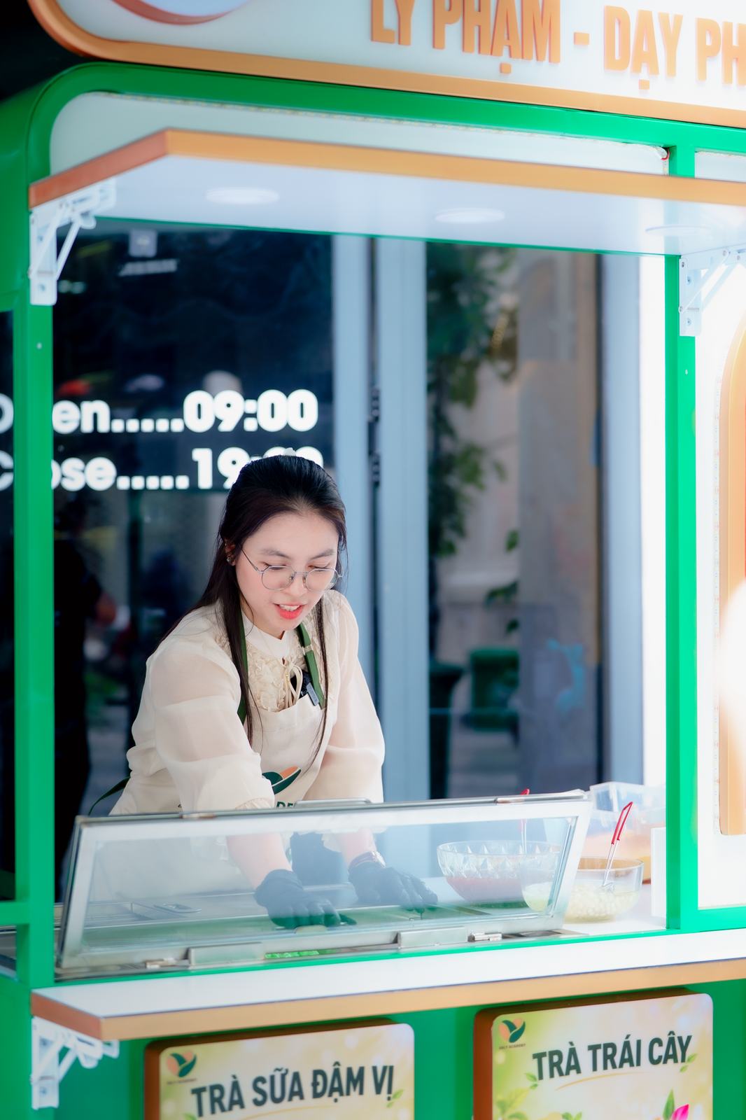 Học viên thực hành tại SaLy Academy 06