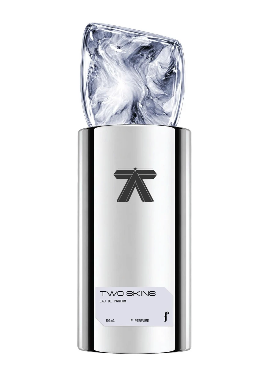 Chai nước hoa TWO SKINS 50ml