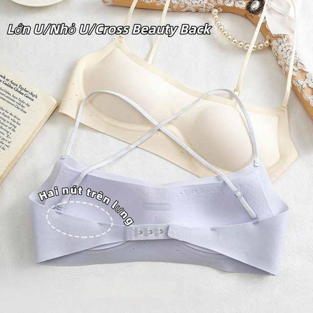 4 màu: da, xanh, trắng, đen