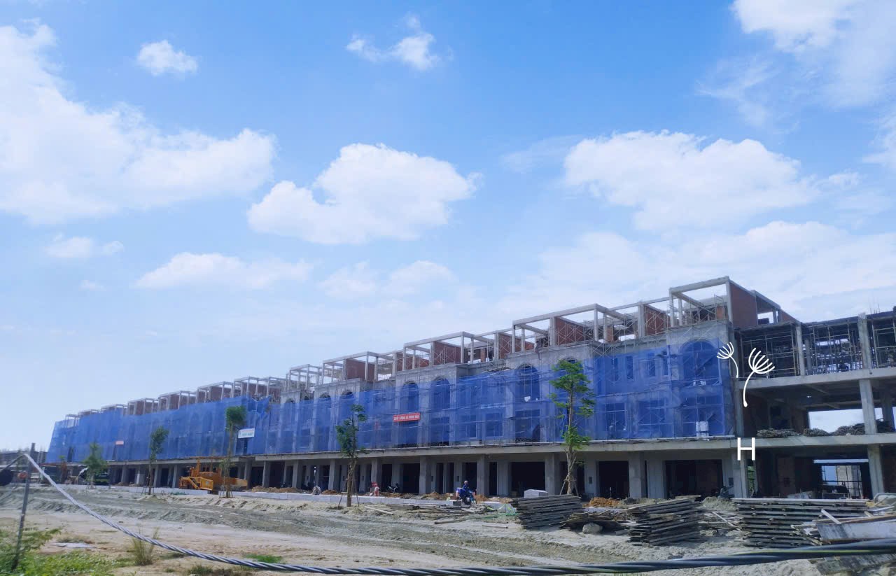 Dự án đã hoàn thành gần như toàn bộ tiến độ san lấp mặt bằng giai đoạn 1.