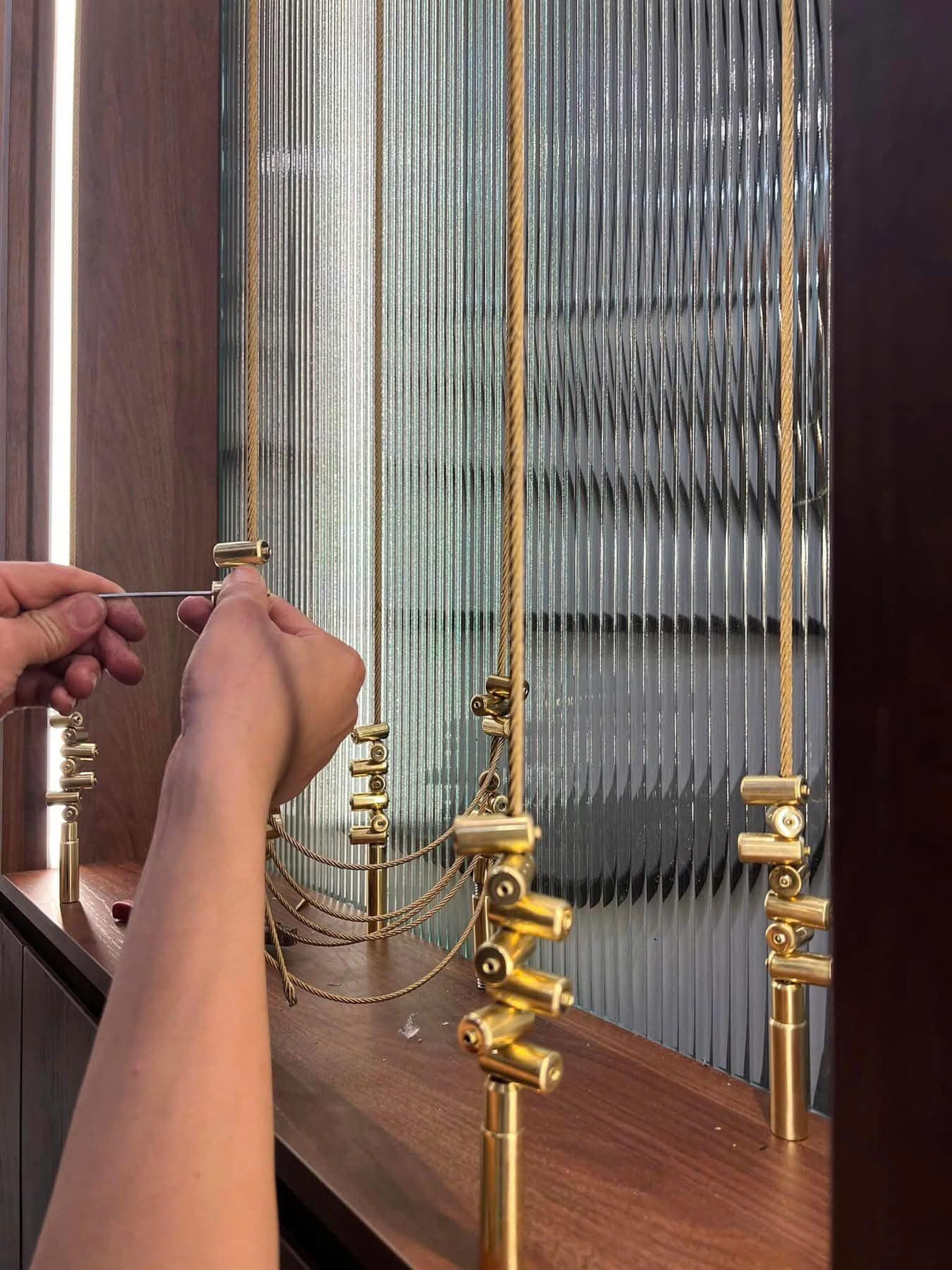 cáp treo rượu Việt Nhật