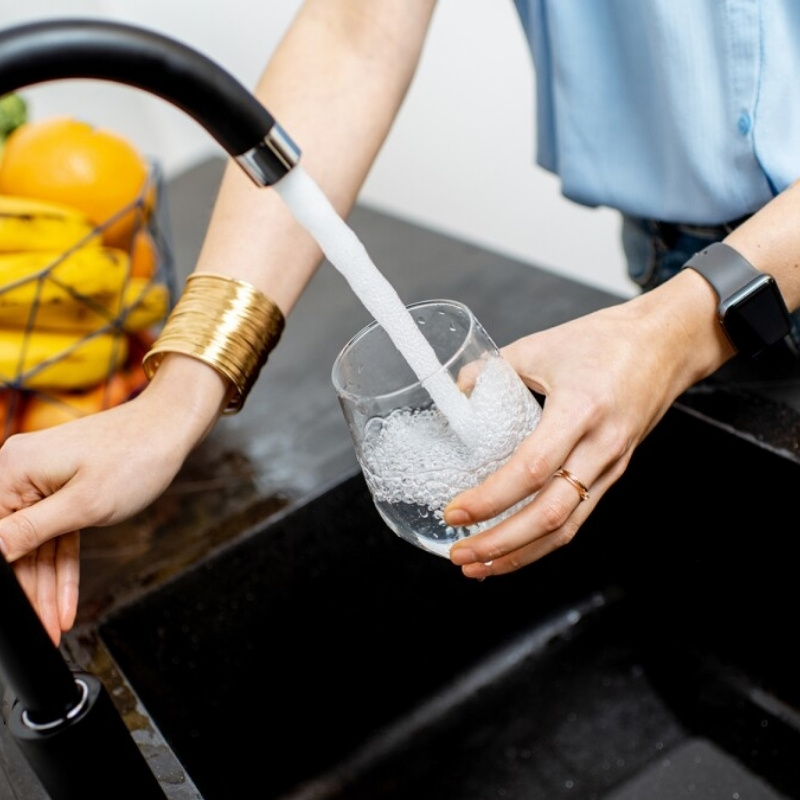 Nước uống trực tiếp tại v&ograve;i