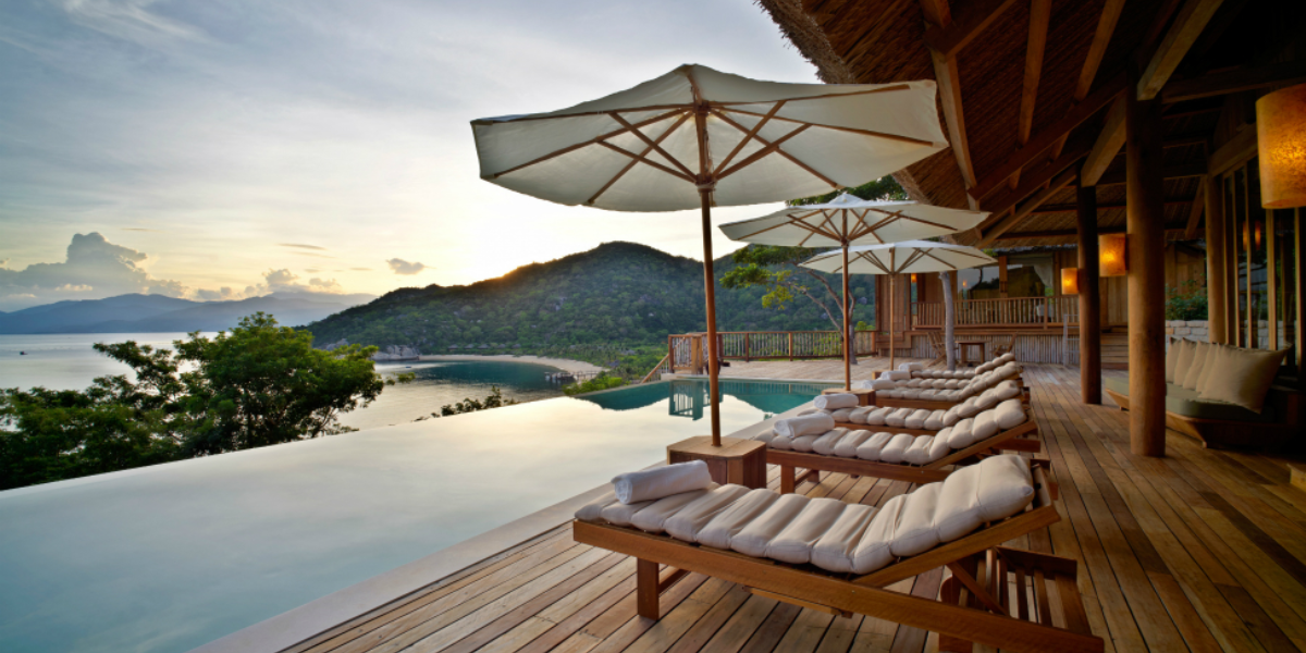 Six sense ninh van bay