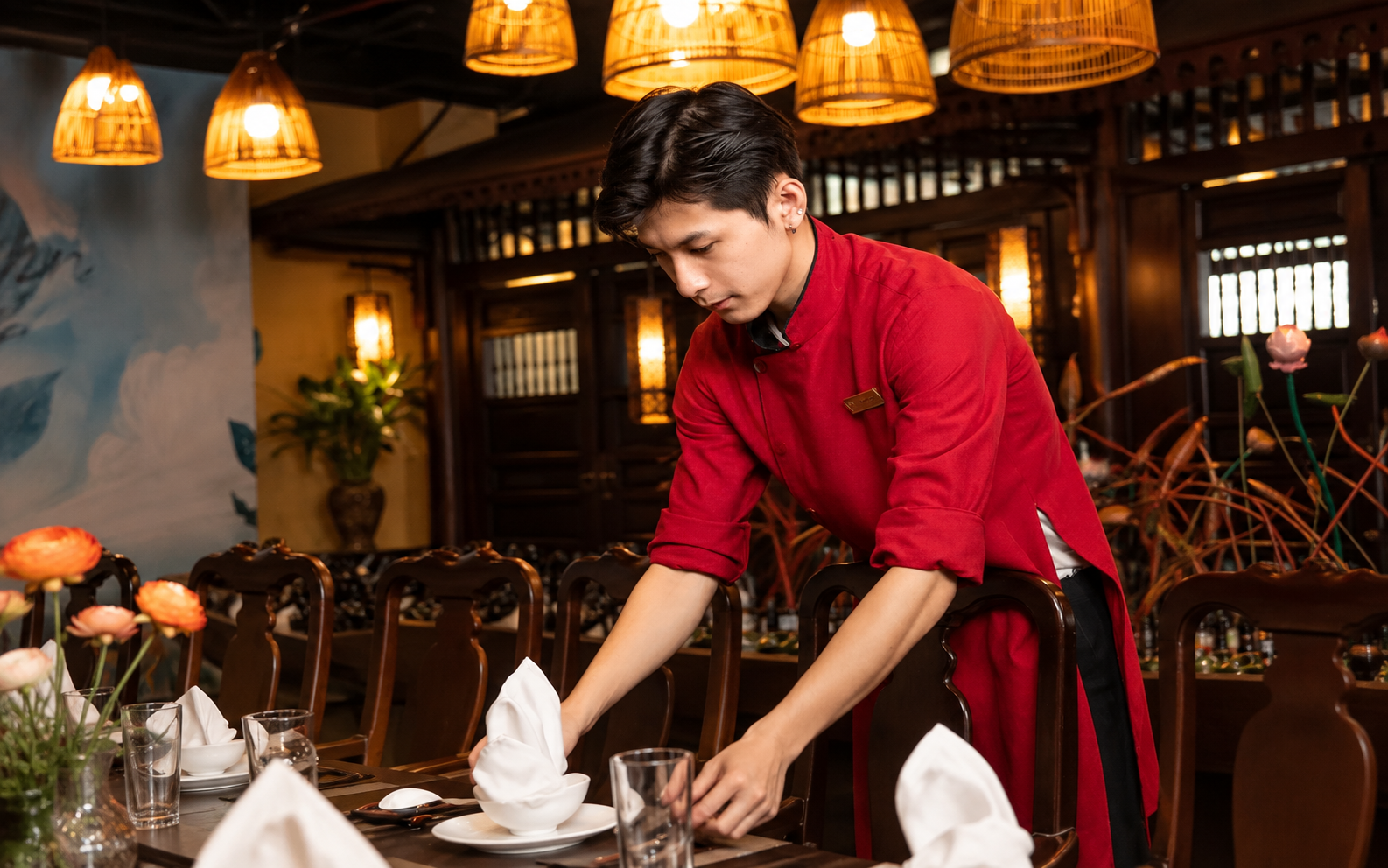 Nhân sự phục vụ đồng hành