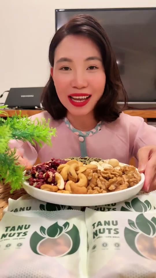 Review chi tiết Hạt Mix TANU NUTS