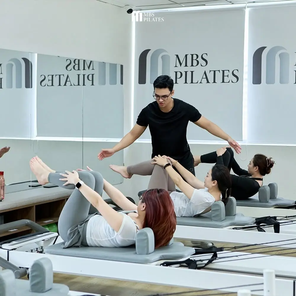 Buổi tập Pilates cá nhân cùng HLV
