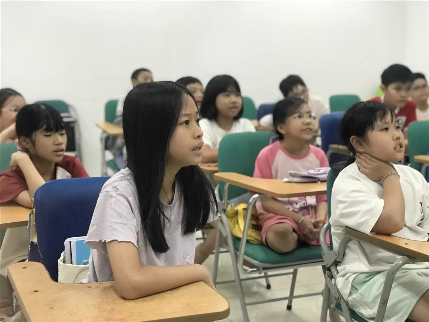 Học sinh MyPAS chăm chú nghe giảng trên lớp