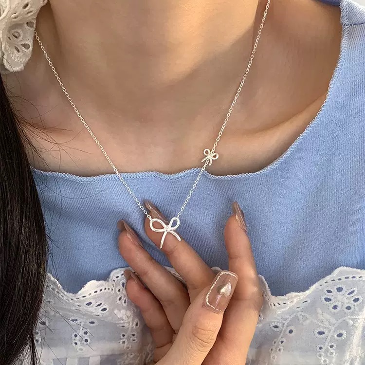 Dây chuyền nơ đôi phù hợp đeo hàng ngày