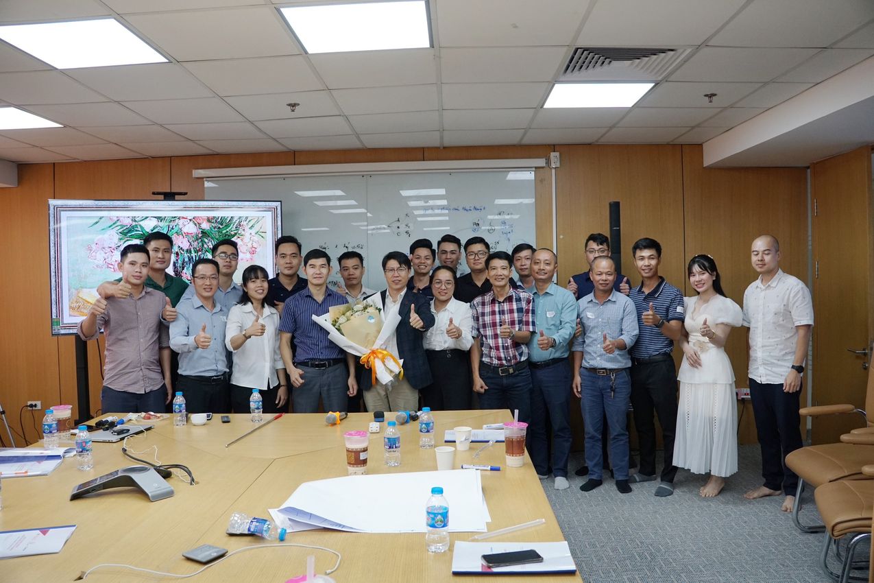 Không khí lớp học tập trung - SalesDesign