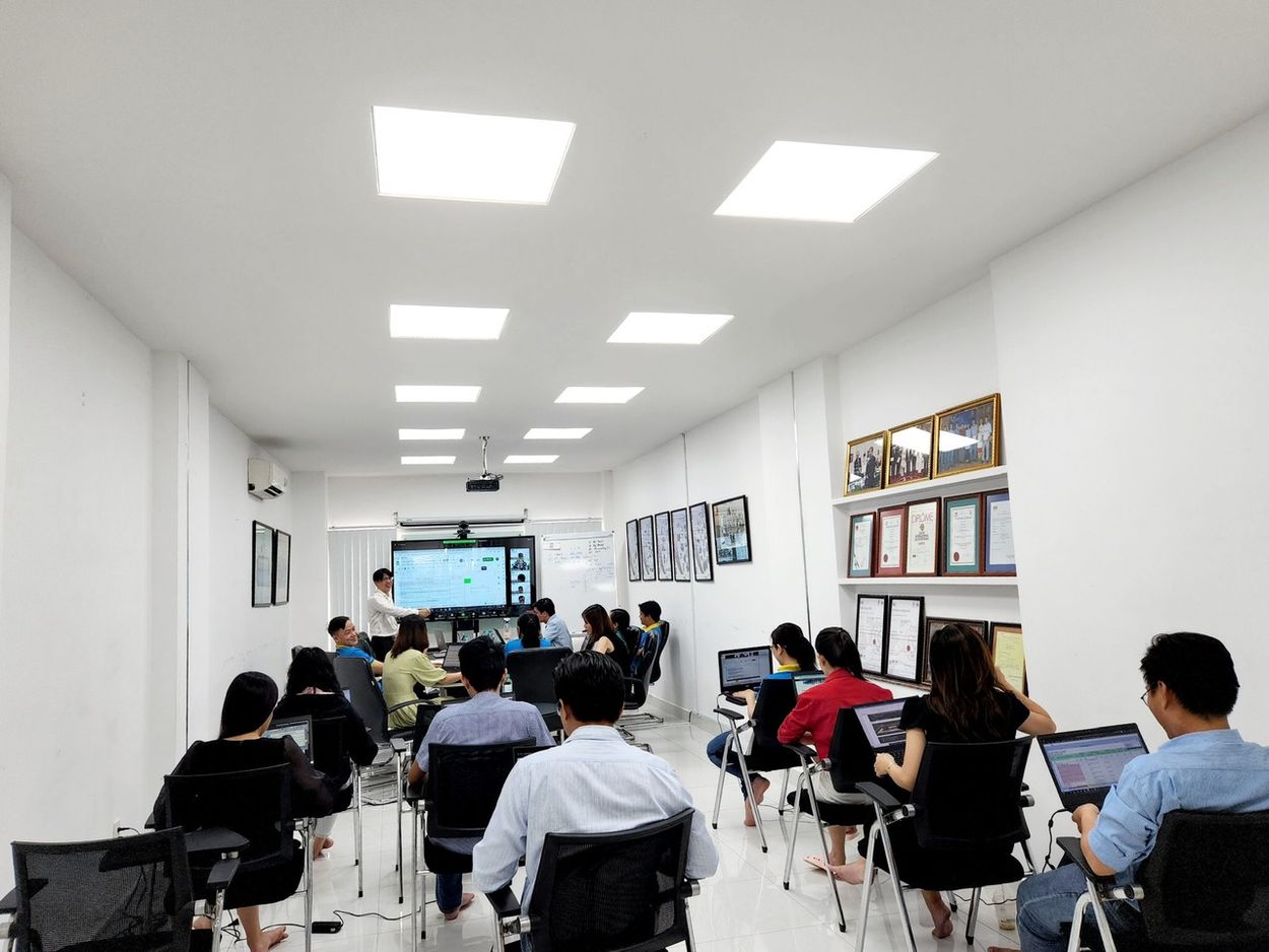 Coaching trực tiếp - SalesDesign