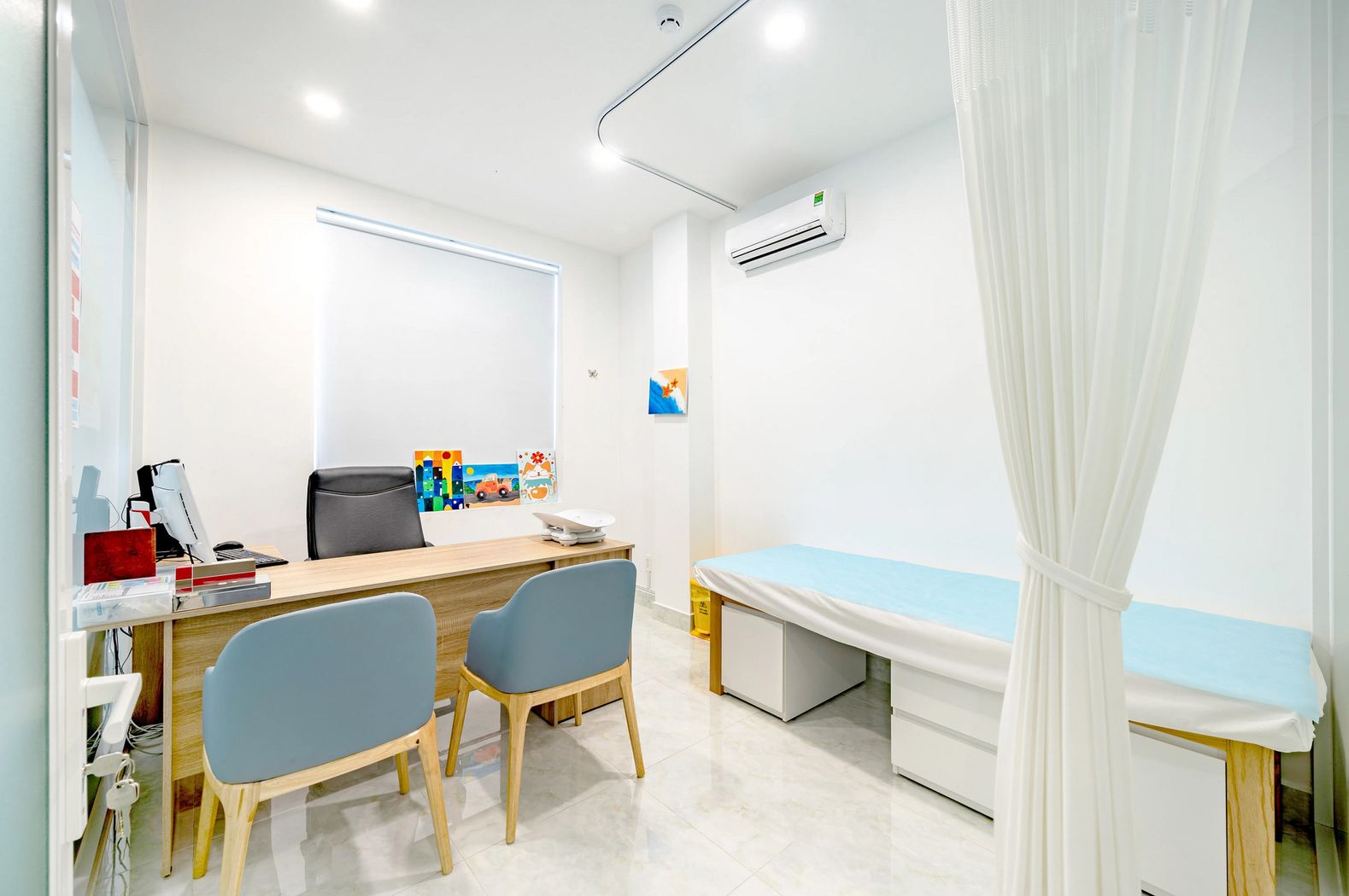 Trang thiết bị siêu âm hiện đại