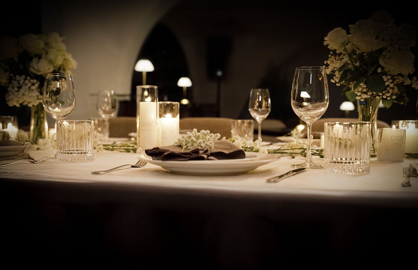 Vier Dining Interior Atmospheric