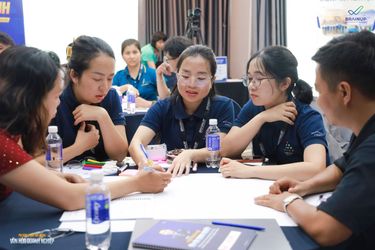 Trao đổi cùng đội ngũ BrainUP bên lề chương trình