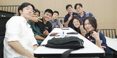 Sinh viên Văn Lang giao lưu văn hóa cùng đoàn sinh viên quốc tế Admiralty Youth Network (Singapore)
