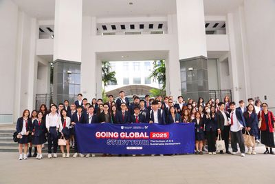 Sinh viên chương trình quốc tế VLU trải nghiệm học tập đa quốc gia tại Malaysia và Singapore