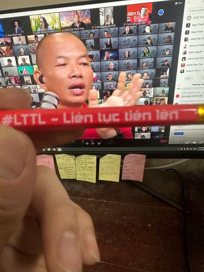 Học Mà Không Hành: Bẫy "Ma Trận Kiến Thức" Và Lời Tuyên Chiến Cho Năm 2026