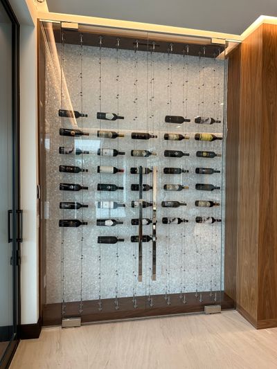 ĐẠI LÝ PHÂN PHỐI PHỤ KIỆN CÁP TREO TỦ RƯỢU