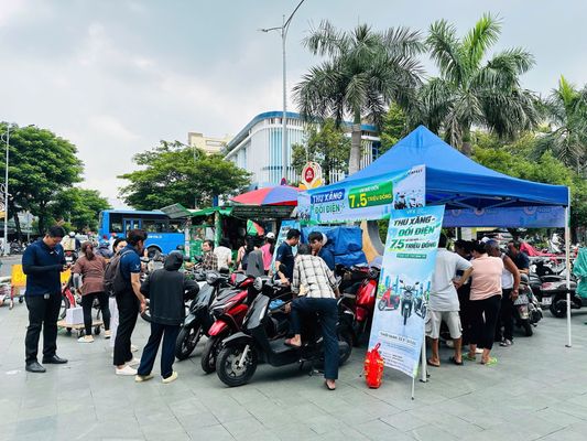 Không khí ngày hội tuyển dụng tài xế Green SM