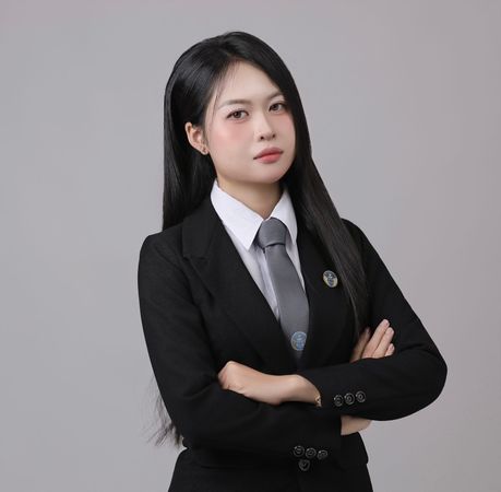 Huynh Thi Yen Tram – Lawyer