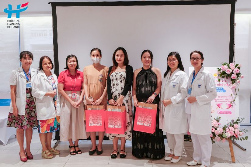 Lớp học tiền sản tại Bệnh viện Việt Pháp Hà Nội