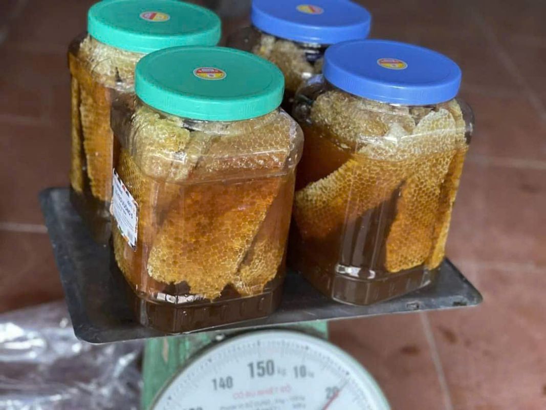 Mật ong nguyên chất