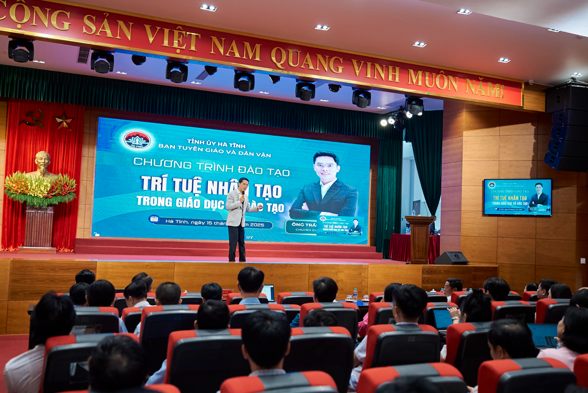 Chương trình đào tạo cho Tỉnh Ủy Hà Tĩnh