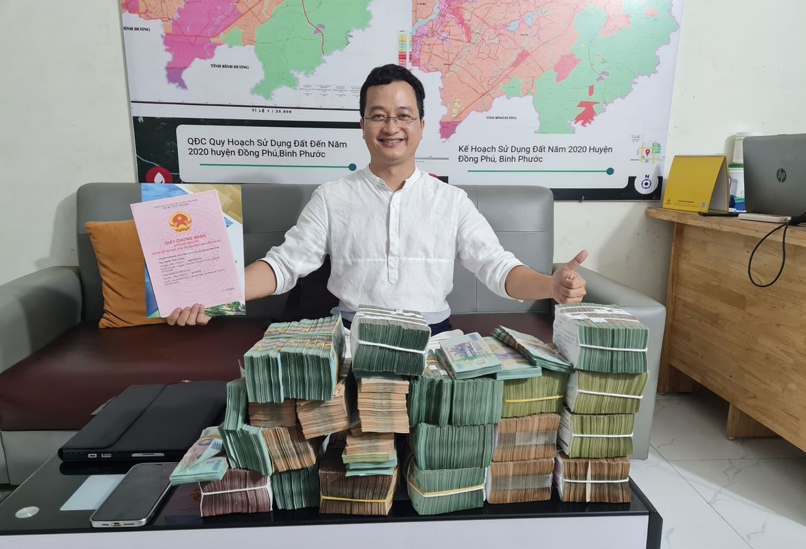 Hoạt động bán đất và đầu tư bất động sản
